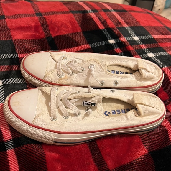 Low Rise White Converse. Size 8 - Picture 2 of 5